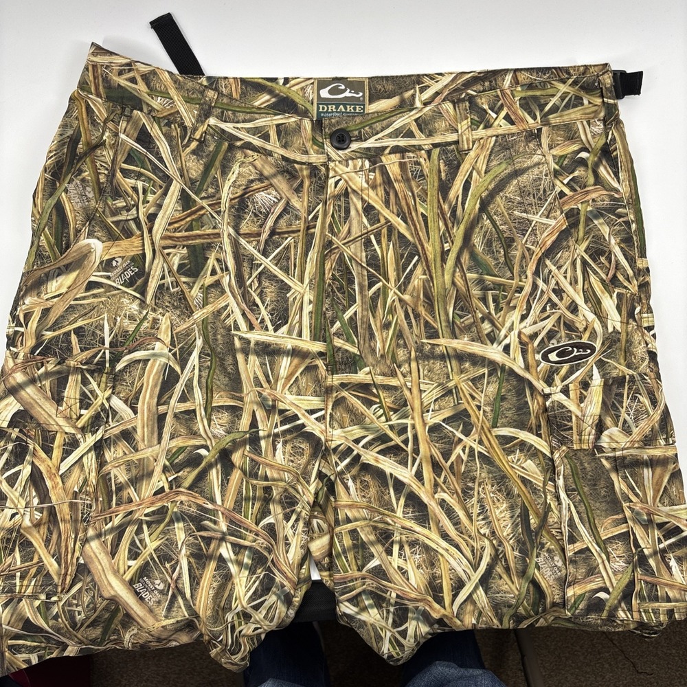 Drake Waterfowl Systems Mossy Oak Blades Camo Cargo Shorts Mens L 36-38 Hunting